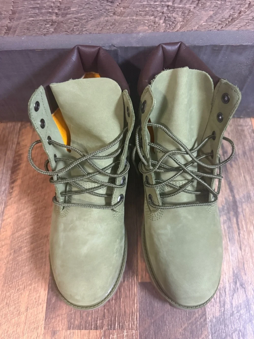 Timberland 6” Premium Waterproof Boots Olive Green - Juniors 6 - Picture 3 of 9